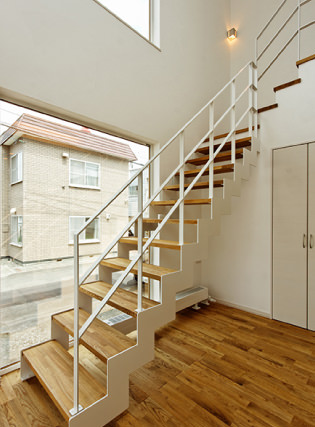 やさしい家Ⅲ 階段